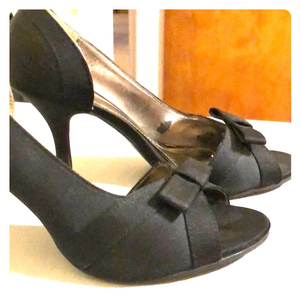 Black Bow Heels